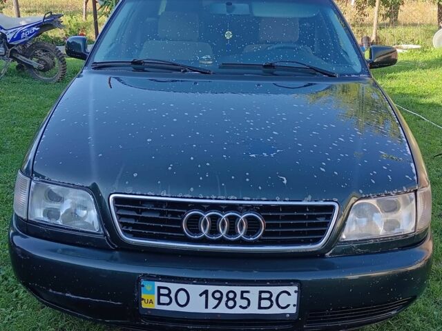 Зеленый Ауди А6, объемом двигателя 2.6 л и пробегом 300 тыс. км за 1500 $, фото 4 на Automoto.ua