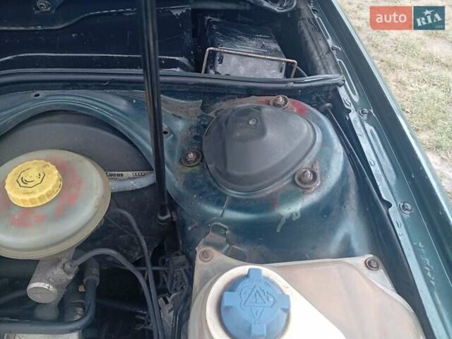 Зеленый Ауди А6, объемом двигателя 2.8 л и пробегом 300 тыс. км за 2100 $, фото 1 на Automoto.ua