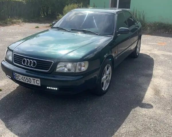 Зеленый Ауди А6, объемом двигателя 2.5 л и пробегом 321 тыс. км за 1388 $, фото 1 на Automoto.ua