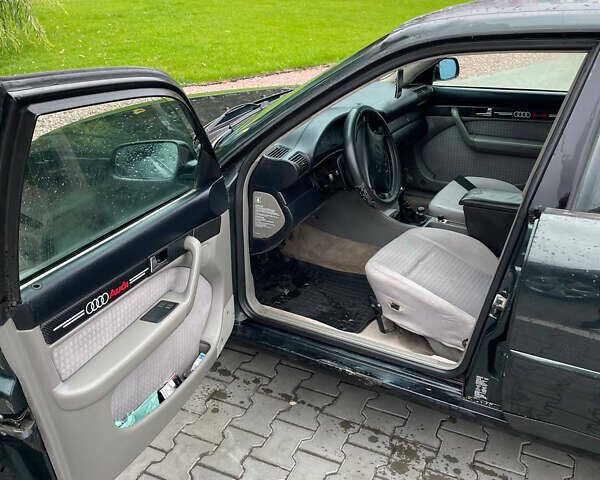 Зелений Ауді А6, об'ємом двигуна 2.31 л та пробігом 240 тис. км за 2200 $, фото 4 на Automoto.ua