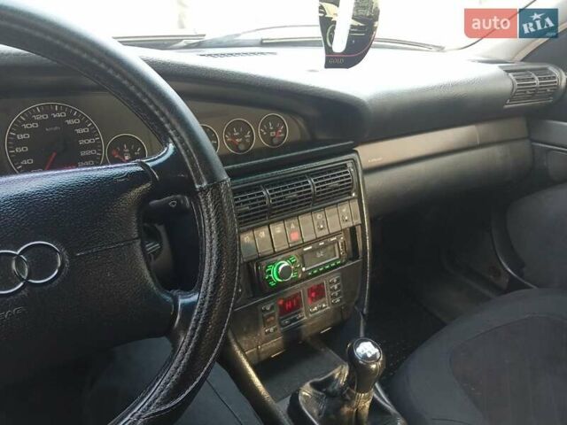 Зеленый Ауди А6, объемом двигателя 2.5 л и пробегом 574 тыс. км за 3900 $, фото 15 на Automoto.ua