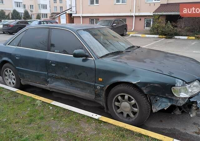 Зеленый Ауди А6, объемом двигателя 2.6 л и пробегом 285 тыс. км за 1200 $, фото 9 на Automoto.ua