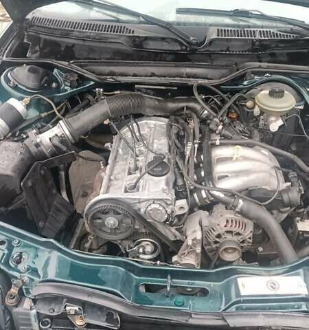 Зеленый Ауди А6, объемом двигателя 1.78 л и пробегом 272 тыс. км за 1800 $, фото 1 на Automoto.ua