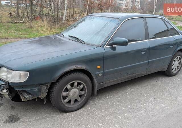 Зеленый Ауди А6, объемом двигателя 2.6 л и пробегом 285 тыс. км за 1200 $, фото 11 на Automoto.ua