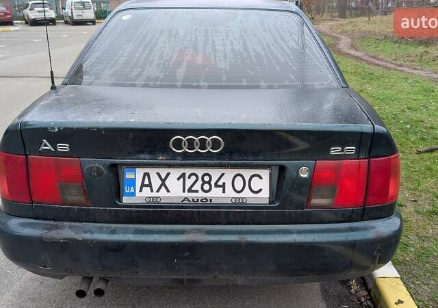 Зеленый Ауди А6, объемом двигателя 2.6 л и пробегом 285 тыс. км за 1200 $, фото 4 на Automoto.ua