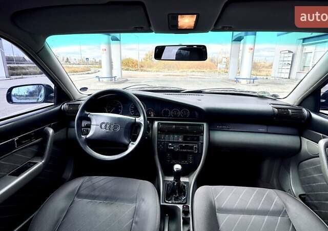 Зеленый Ауди А6, объемом двигателя 2.6 л и пробегом 407 тыс. км за 4000 $, фото 18 на Automoto.ua