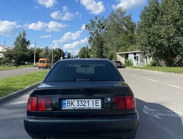 Ауди А6 1997 в Здолбунове на Automoto.ua Зеленый Ауди А6, объемом двигателя 2.5 л и пробегом 444 тыс. км за 4100 $, фото 3 на Automoto.ua