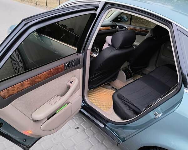 Зеленый Ауди А6, объемом двигателя 2.39 л и пробегом 265 тыс. км за 4600 $, фото 7 на Automoto.ua