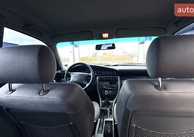 Зеленый Ауди А6, объемом двигателя 2.6 л и пробегом 407 тыс. км за 4000 $, фото 17 на Automoto.ua