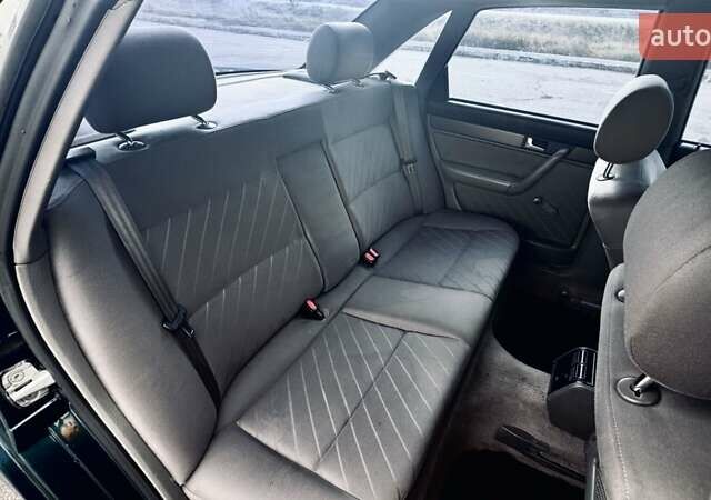 Зеленый Ауди А6, объемом двигателя 2.6 л и пробегом 407 тыс. км за 4000 $, фото 21 на Automoto.ua