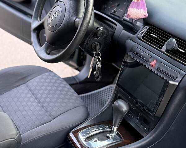 Зеленый Ауди А6, объемом двигателя 1.78 л и пробегом 234 тыс. км за 4500 $, фото 8 на Automoto.ua