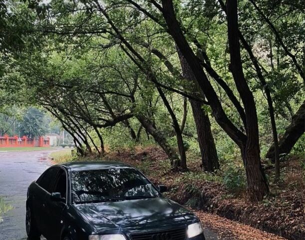 Зеленый Ауди А6, объемом двигателя 2.4 л и пробегом 444 тыс. км за 2750 $, фото 4 на Automoto.ua