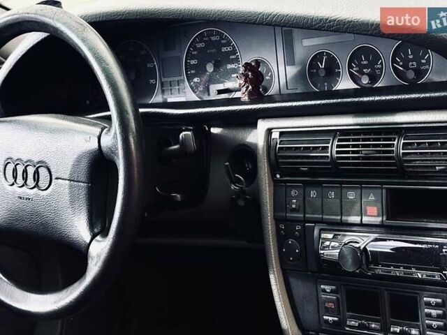 Зеленый Ауди А6, объемом двигателя 2.6 л и пробегом 407 тыс. км за 4000 $, фото 14 на Automoto.ua