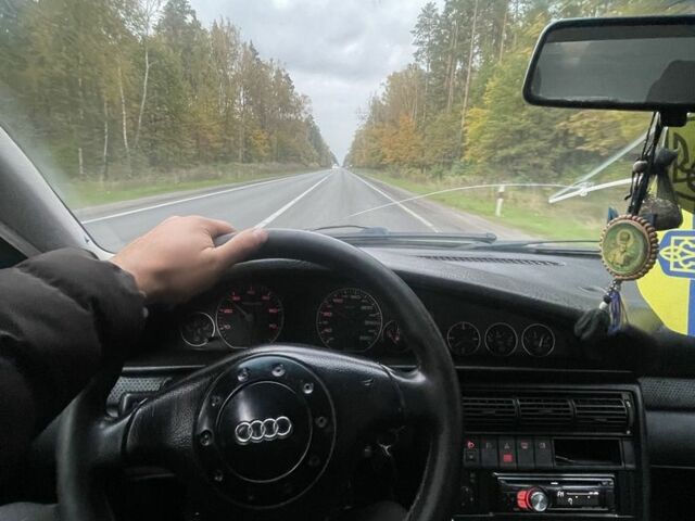 Зелений Ауді А6, об'ємом двигуна 2.6 л та пробігом 370 тис. км за 2100 $, фото 14 на Automoto.ua