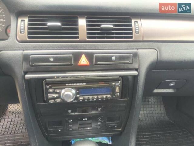 Зеленый Ауди А6, объемом двигателя 1.8 л и пробегом 341 тыс. км за 4200 $, фото 36 на Automoto.ua