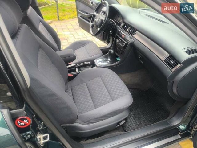 Зеленый Ауди А6, объемом двигателя 1.8 л и пробегом 341 тыс. км за 4200 $, фото 26 на Automoto.ua