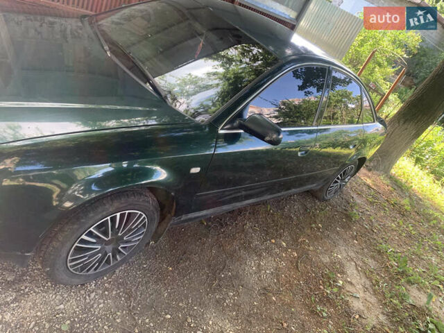 Зеленый Ауди А6, объемом двигателя 2.4 л и пробегом 503 тыс. км за 3100 $, фото 3 на Automoto.ua