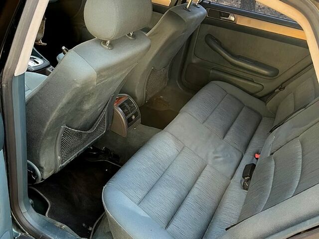 Зелений Ауді А6, об'ємом двигуна 2.4 л та пробігом 0 тис. км за 3200 $, фото 6 на Automoto.ua