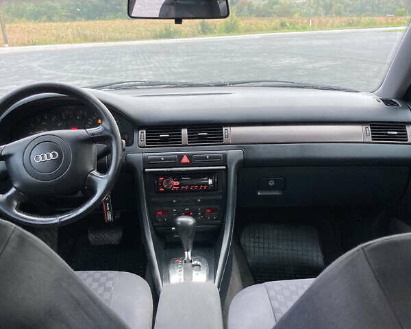 Зеленый Ауди А6, объемом двигателя 1.8 л и пробегом 340 тыс. км за 4300 $, фото 9 на Automoto.ua