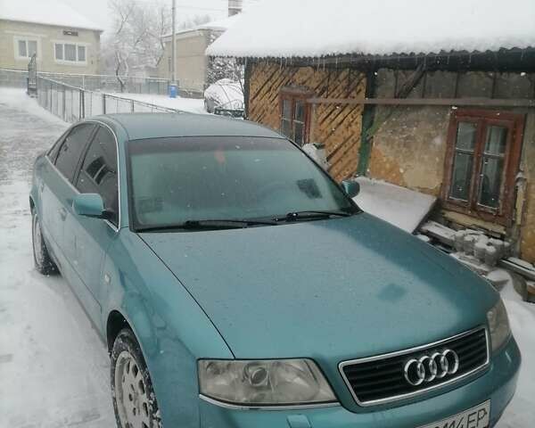 Зеленый Ауди А6, объемом двигателя 2.4 л и пробегом 300 тыс. км за 4900 $, фото 1 на Automoto.ua