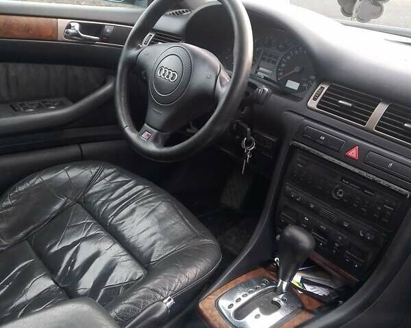 Зелений Ауді А6, об'ємом двигуна 2.4 л та пробігом 314 тис. км за 3600 $, фото 15 на Automoto.ua