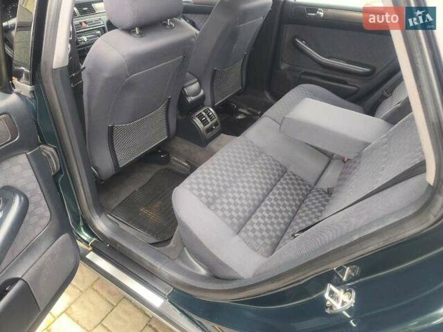 Зеленый Ауди А6, объемом двигателя 1.8 л и пробегом 341 тыс. км за 4200 $, фото 28 на Automoto.ua