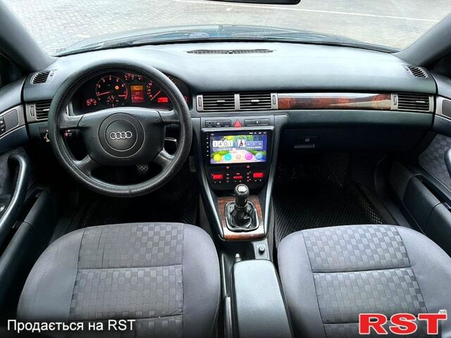 Зеленый Ауди А6, объемом двигателя 2.4 л и пробегом 400 тыс. км за 3977 $, фото 7 на Automoto.ua