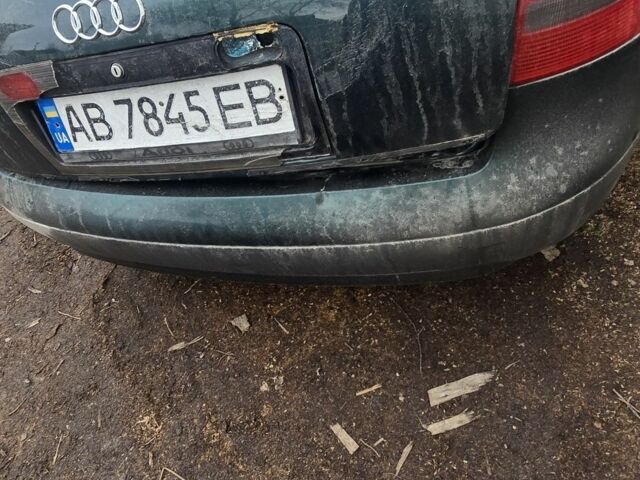 Зеленый Ауди А6, объемом двигателя 2.4 л и пробегом 320 тыс. км за 1400 $, фото 2 на Automoto.ua