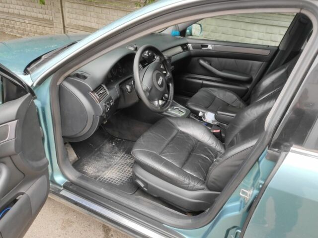 Зеленый Ауди А6, объемом двигателя 2.8 л и пробегом 477 тыс. км за 4400 $, фото 4 на Automoto.ua