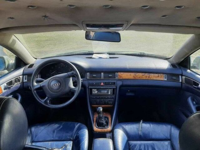 Зеленый Ауди А6, объемом двигателя 2.5 л и пробегом 356 тыс. км за 1555 $, фото 1 на Automoto.ua