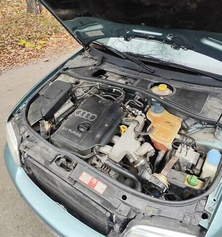 Зелений Ауді А6, об'ємом двигуна 1.8 л та пробігом 192 тис. км за 4500 $, фото 27 на Automoto.ua