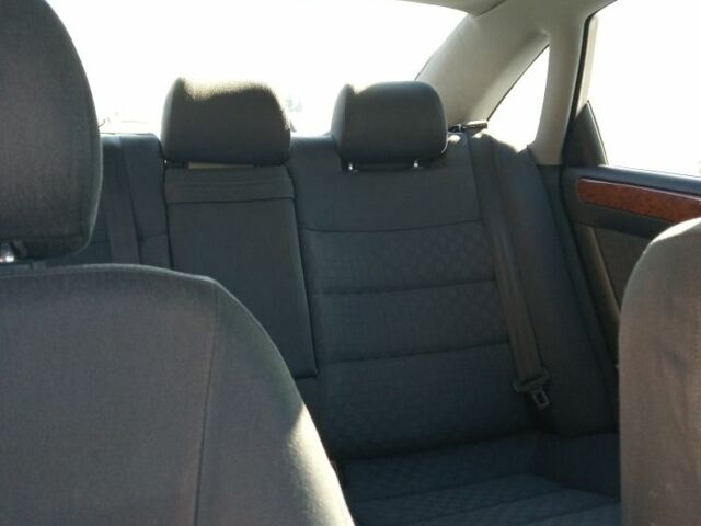 Зеленый Ауди А6, объемом двигателя 2.5 л и пробегом 280 тыс. км за 3800 $, фото 5 на Automoto.ua