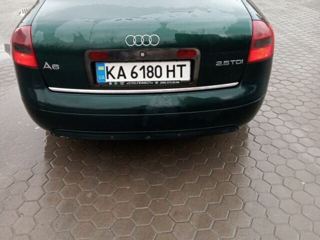 Зеленый Ауди А6, объемом двигателя 2.5 л и пробегом 280 тыс. км за 3800 $, фото 3 на Automoto.ua
