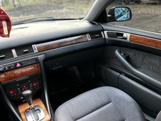 Зелений Ауді А6, об'ємом двигуна 2.4 л та пробігом 250 тис. км за 1750 $, фото 8 на Automoto.ua