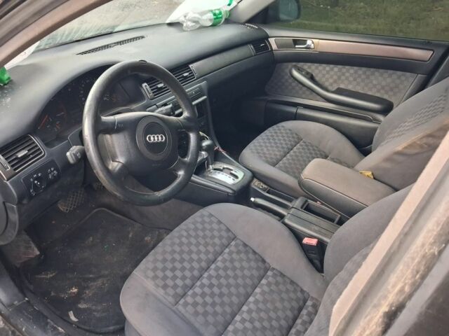 Ауді А6 2000 у Шевченковом на Automoto.ua Зелений Ауді А6, об'ємом двигуна 0 л та пробігом 330 тис. км за 1100 $, фото 5 на Automoto.ua