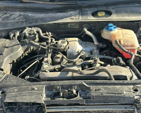 Зеленый Ауди А6, объемом двигателя 2.5 л и пробегом 380 тыс. км за 2899 $, фото 6 на Automoto.ua