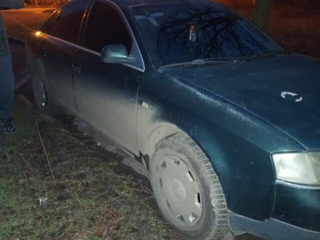 Зеленый Ауди А6, объемом двигателя 0 л и пробегом 385 тыс. км за 3000 $, фото 4 на Automoto.ua