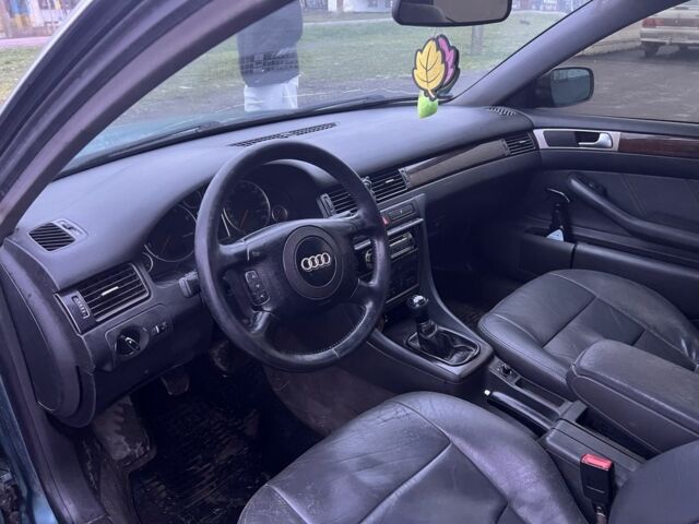 Зелений Ауді А6, об'ємом двигуна 1.8 л та пробігом 400 тис. км за 3600 $, фото 7 на Automoto.ua