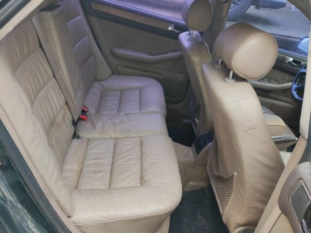 Зеленый Ауди А6, объемом двигателя 2.4 л и пробегом 413 тыс. км за 3800 $, фото 4 на Automoto.ua