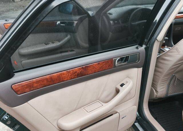 Зелений Ауді А6, об'ємом двигуна 2.8 л та пробігом 280 тис. км за 3600 $, фото 16 на Automoto.ua