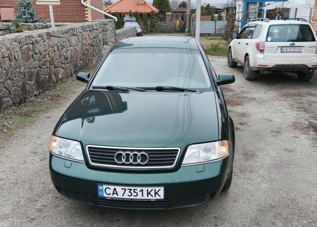 Зелений Ауді А6, об'ємом двигуна 2.8 л та пробігом 280 тис. км за 3600 $, фото 4 на Automoto.ua