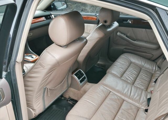 Зелений Ауді А6, об'ємом двигуна 2.8 л та пробігом 280 тис. км за 3600 $, фото 17 на Automoto.ua