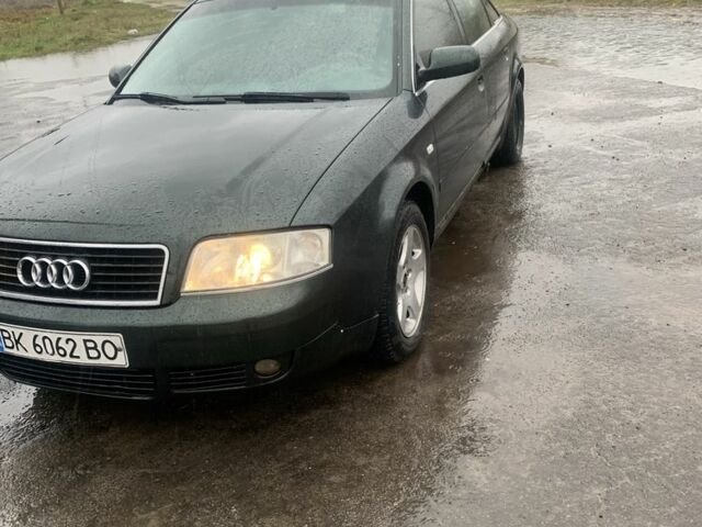 Зеленый Ауди А6, объемом двигателя 2.5 л и пробегом 251 тыс. км за 3600 $, фото 2 на Automoto.ua