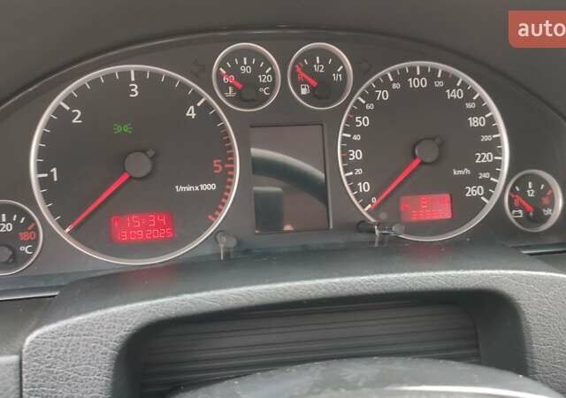 Зеленый Ауди А6, объемом двигателя 2.5 л и пробегом 340 тыс. км за 6000 $, фото 14 на Automoto.ua