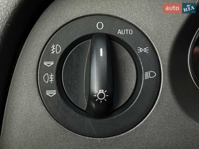 Зеленый Ауди А6, объемом двигателя 3 л и пробегом 254 тыс. км за 6900 $, фото 22 на Automoto.ua