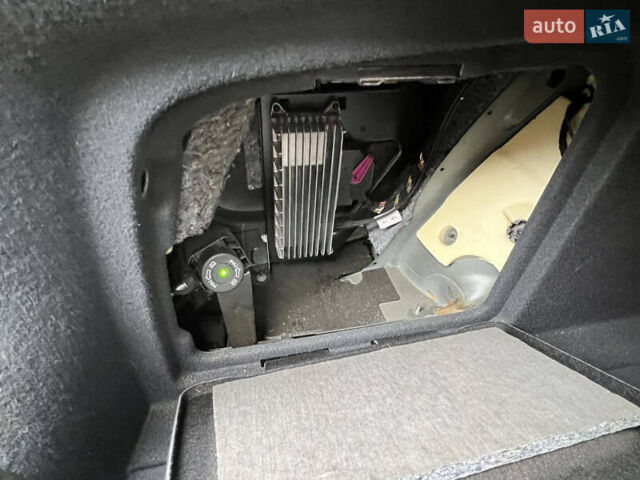 Зелений Ауді А6, об'ємом двигуна 0 л та пробігом 114 тис. км за 8900 $, фото 12 на Automoto.ua