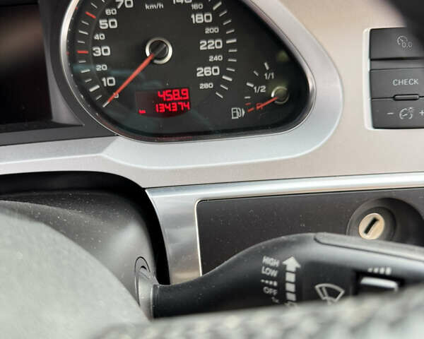 Зелений Ауді А6, об'ємом двигуна 3 л та пробігом 130 тис. км за 10500 $, фото 8 на Automoto.ua