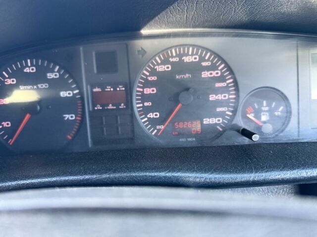 Зеленый Ауди А6, объемом двигателя 2.8 л и пробегом 582 тыс. км за 2500 $, фото 6 на Automoto.ua