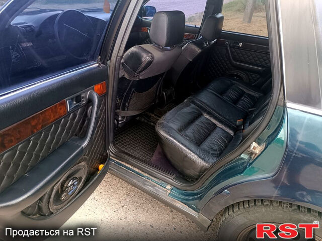 Зеленый Ауди А6, объемом двигателя 2.8 л и пробегом 452 тыс. км за 3500 $, фото 3 на Automoto.ua