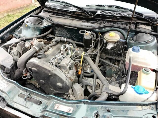 Зелений Ауді А6, об'ємом двигуна 1.9 л та пробігом 250 тис. км за 6500 $, фото 7 на Automoto.ua